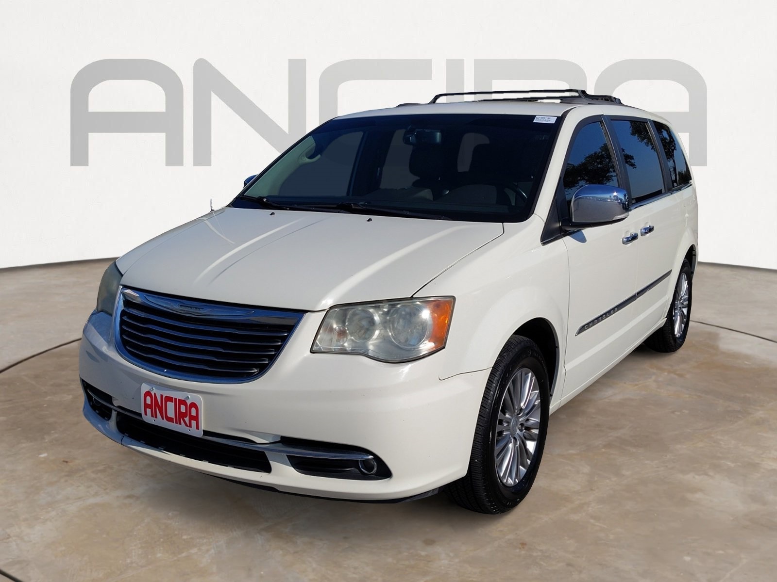 Used Car 2013 Chrysler Town & Country  Touring-l For Sale Under $10,000 In San Antonio, Texas