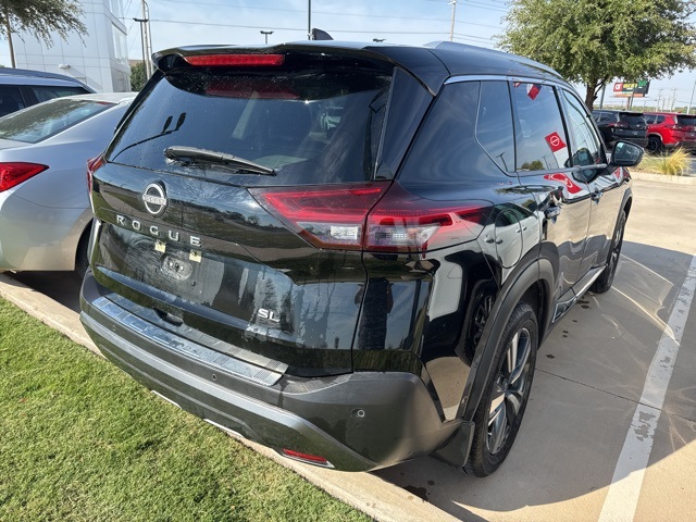 2023 Nissan Rogue SL photo 3