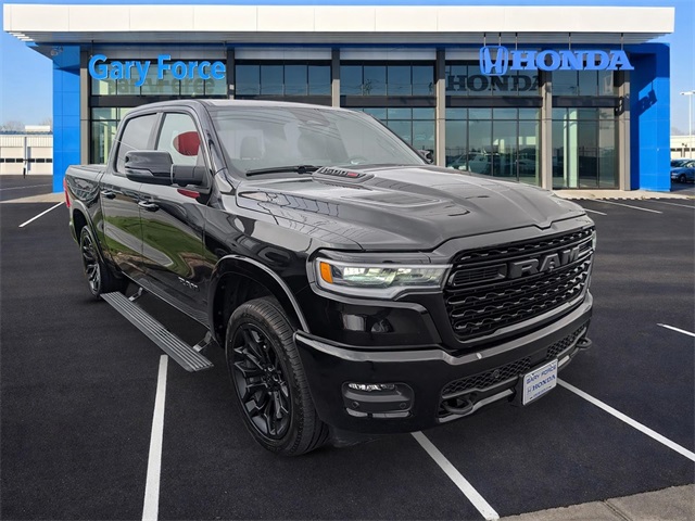 2025 RAM 1500 Limited Crew Cab 4WD