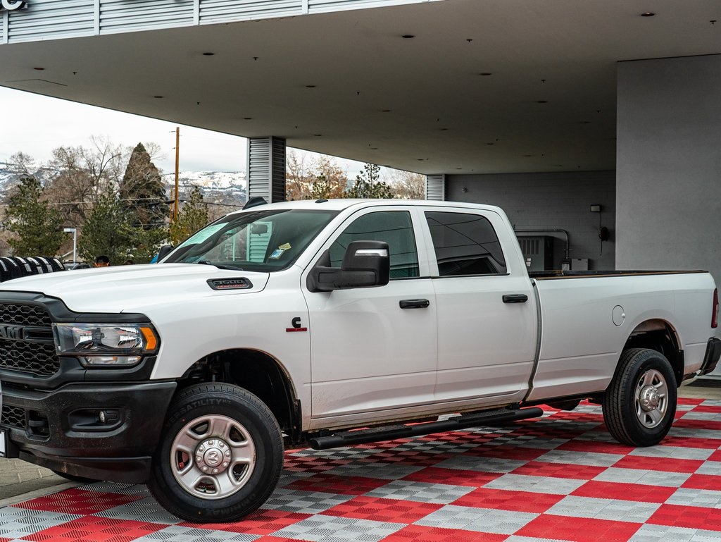 2023 RAM 3500 Tradesman Crew Cab LB 4WD
