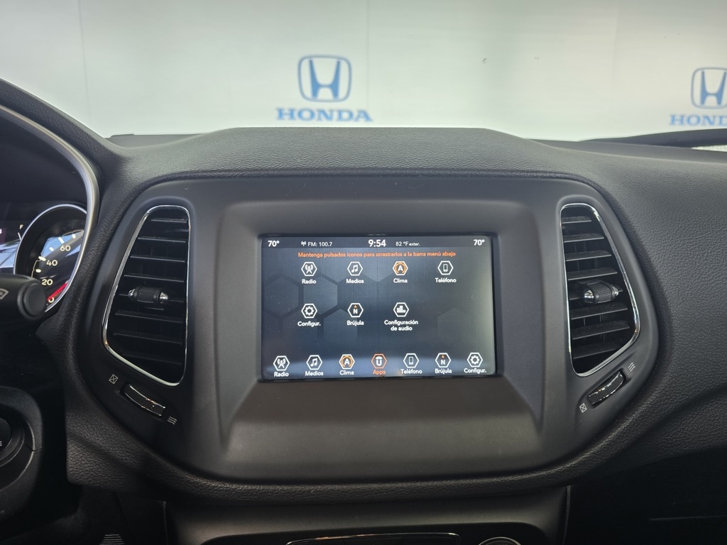 Thumbnail: 2021 Jeep Compass - 16