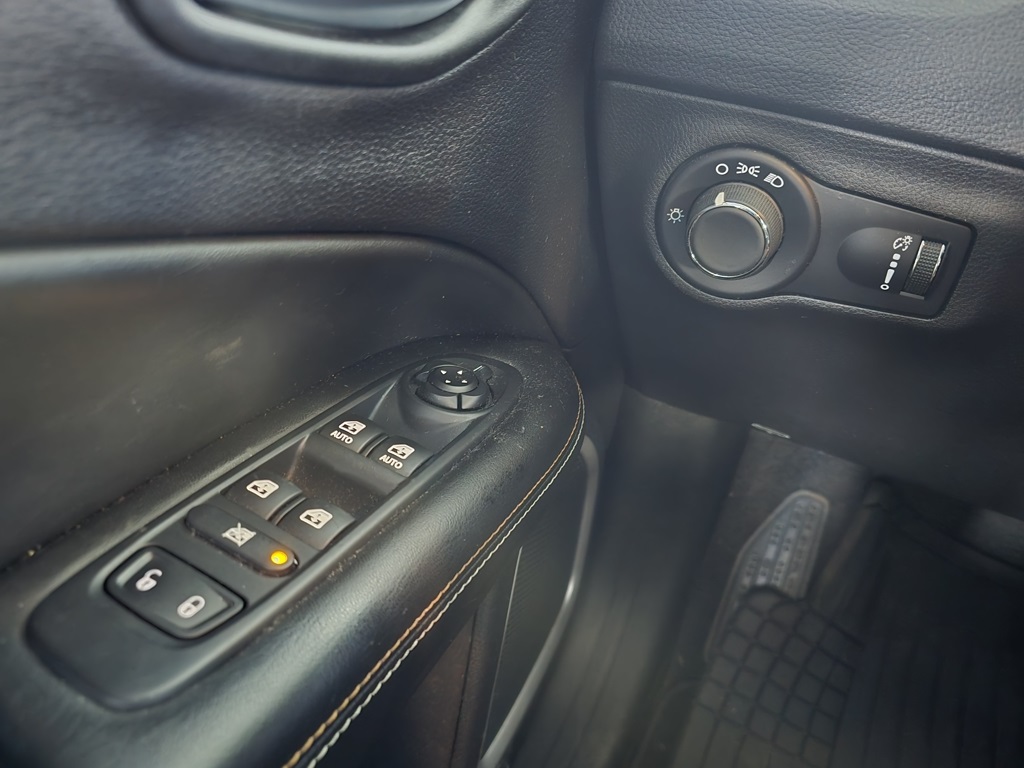 Thumbnail: 2021 Jeep Compass - 8