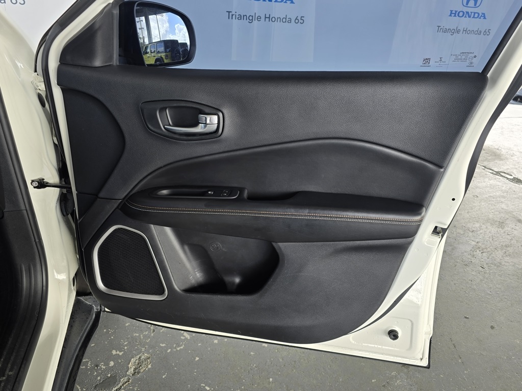 Thumbnail: 2021 Jeep Compass - 9