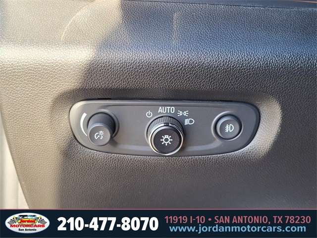 Used Car 2019 Chevrolet Traverse  Premier For Sale Under $20,000 In San Antonio, Texas