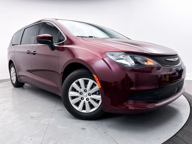 2021 Chrysler Voyager L