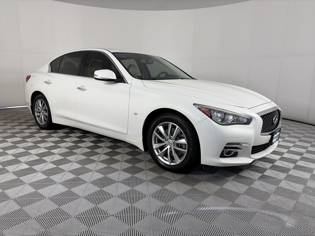 2015 INFINITI Q50 3.7 Premium AWD