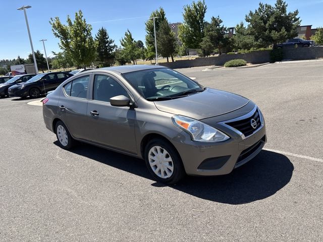 2016 Nissan Versa 1.6 S Plus