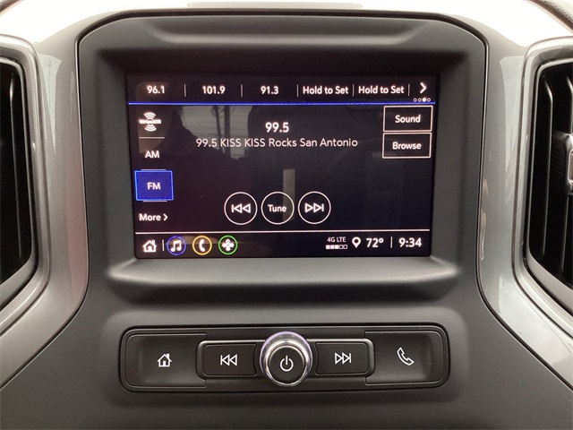 Used Car 2022 Chevrolet Silverado 1500  Custom For Sale Under $35,000 In San Antonio, Texas