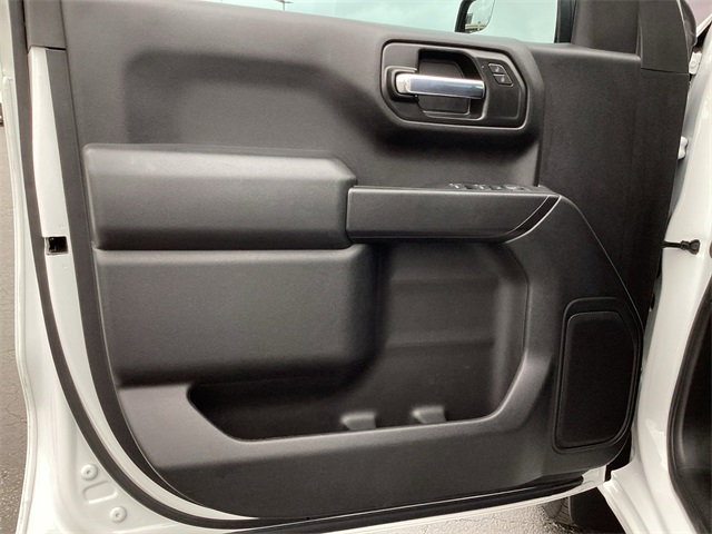 Used Car 2022 Chevrolet Silverado 1500  Custom For Sale Under $35,000 In San Antonio, Texas