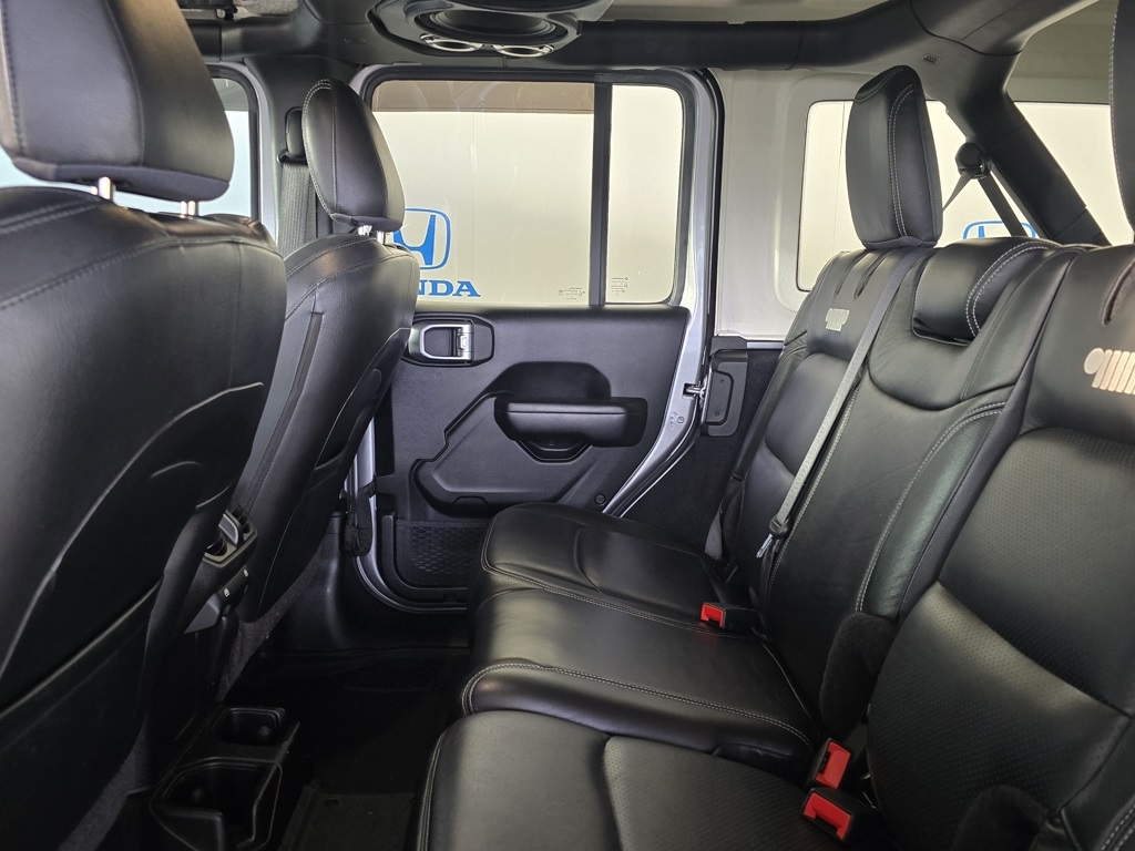 Thumbnail: 2019 Jeep Wrangler - 16