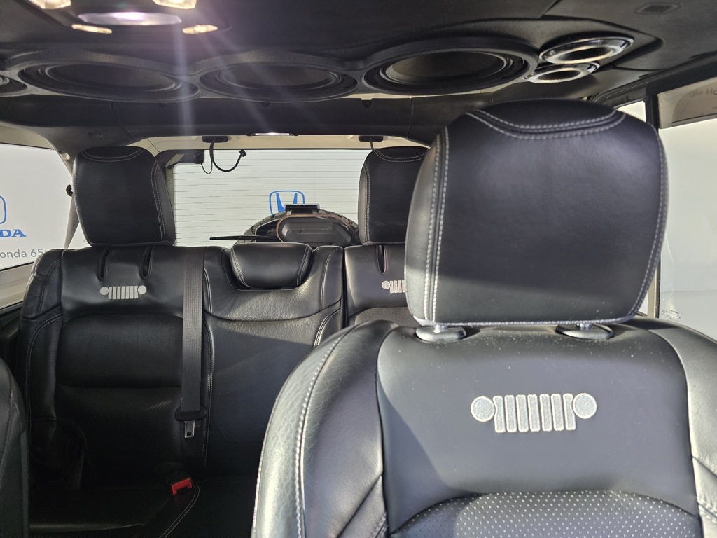 Thumbnail: 2019 Jeep Wrangler - 19