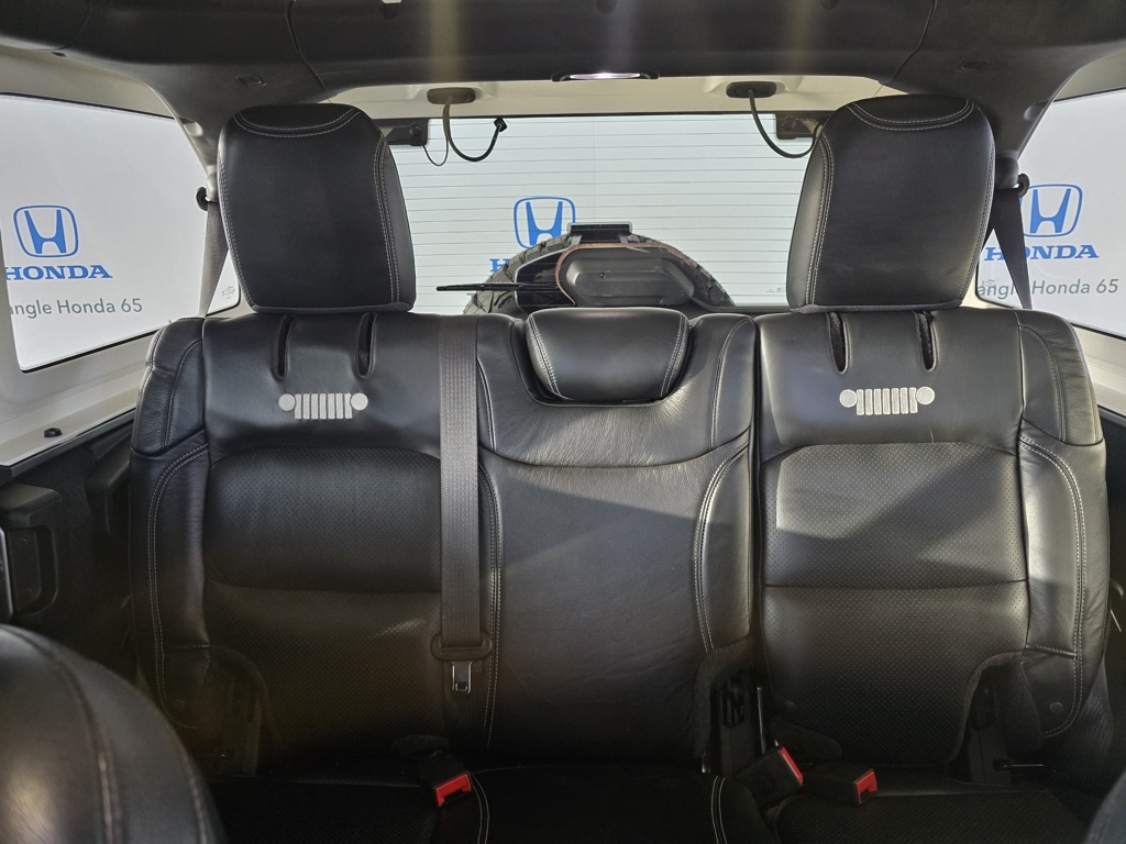 Thumbnail: 2019 Jeep Wrangler - 20