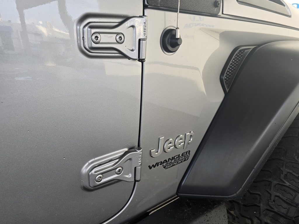 Thumbnail: 2019 Jeep Wrangler - 30