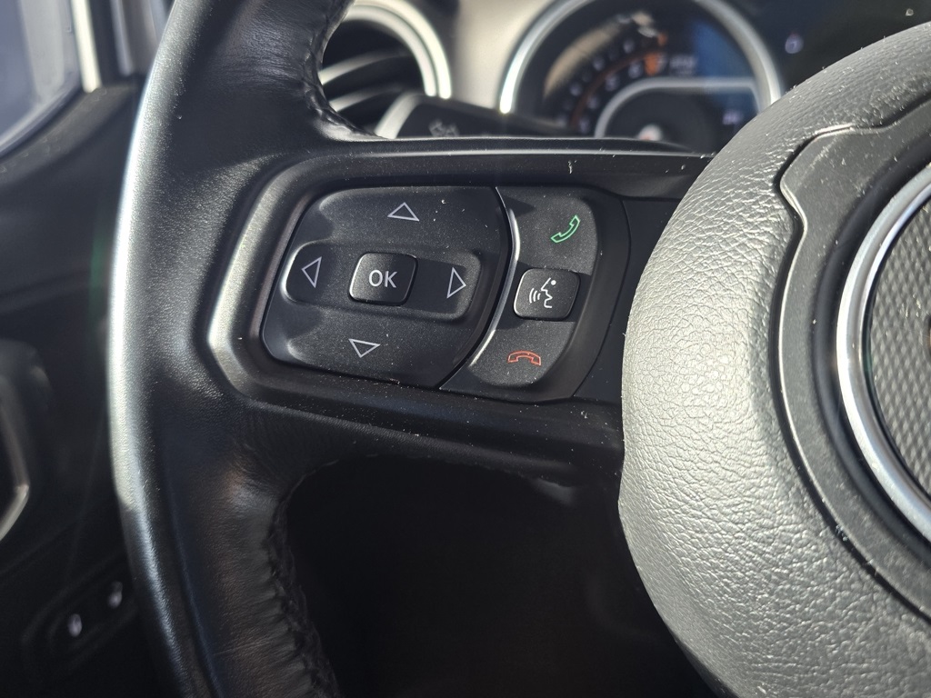 Thumbnail: 2019 Jeep Wrangler - 32