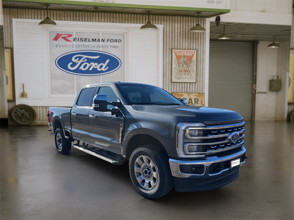 2026 Ford F-250 Super Duty Lariat Crew Cab 4WD