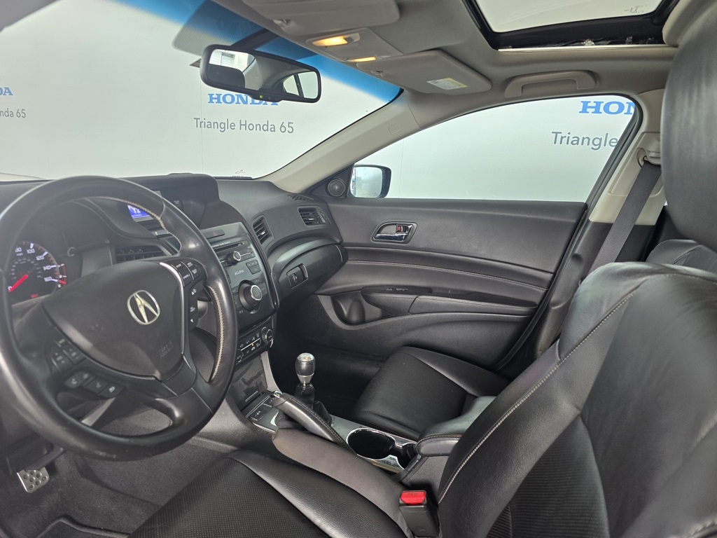 Thumbnail: 2013 Acura ILX - 10