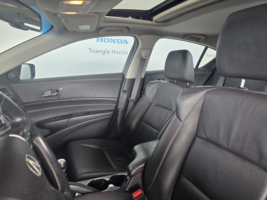 Thumbnail: 2013 Acura ILX - 11