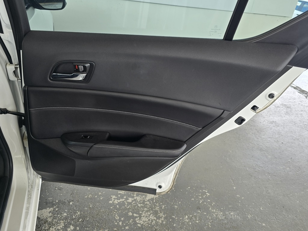 Thumbnail: 2013 Acura ILX - 20