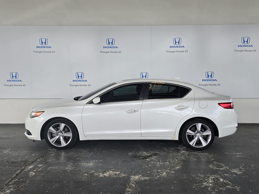 Thumbnail: 2013 Acura ILX - 3