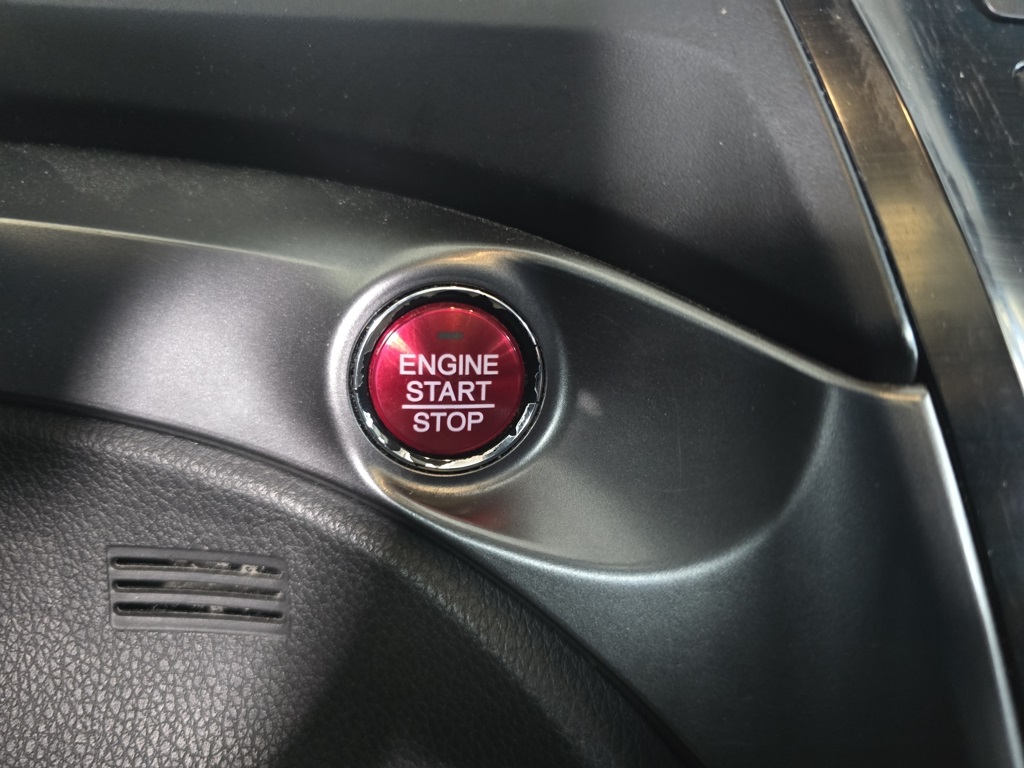 Thumbnail: 2013 Acura ILX - 30