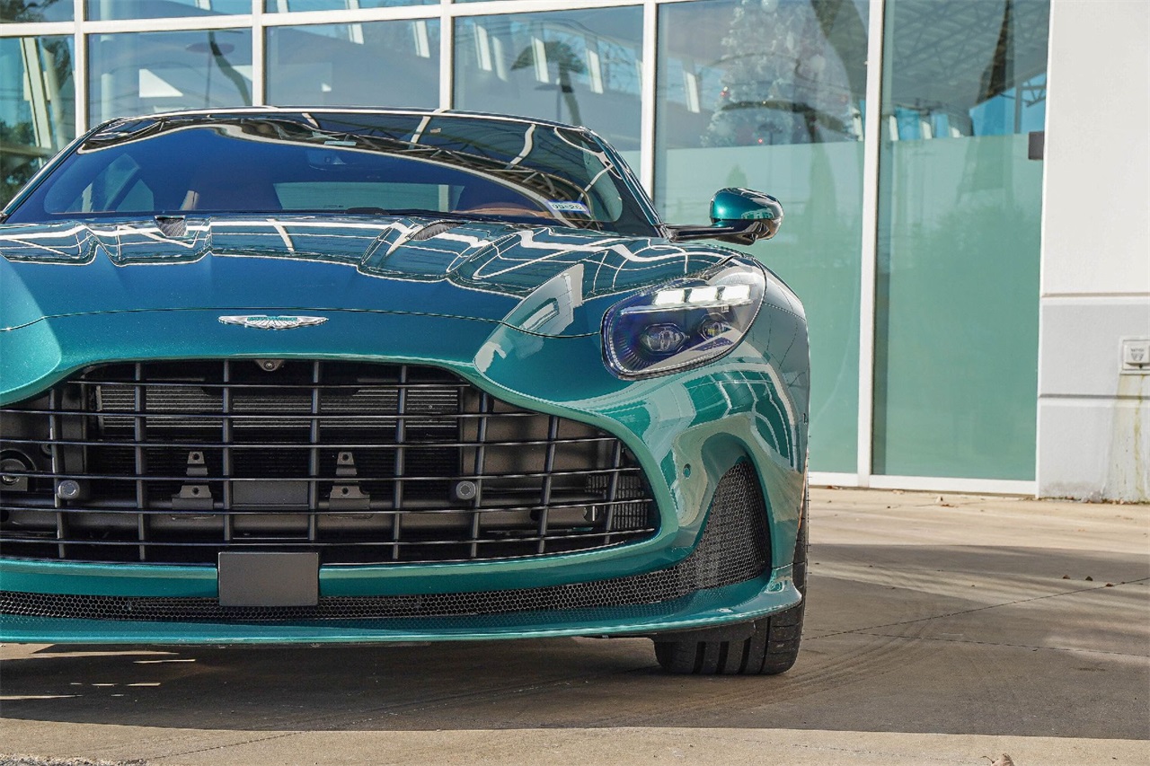 Used Car 2024 Aston Martin Db12  For Sale Under $250,000 In Austin, Texas