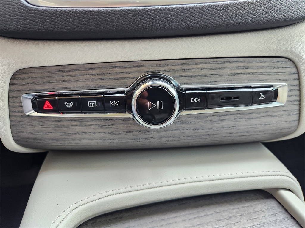 2024 Volvo XC90 B6 Plus Bright Theme 6-Seater White at DeMontrond Automotive Group