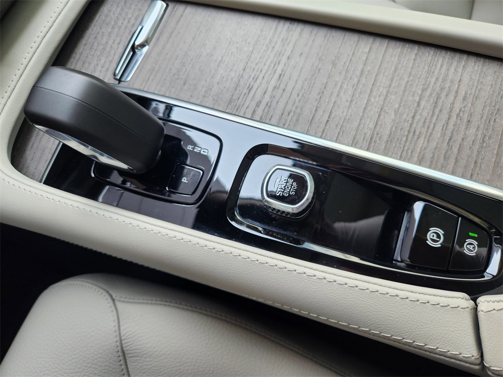 2024 Volvo XC90 B6 Plus Bright Theme 6-Seater White at DeMontrond Automotive Group