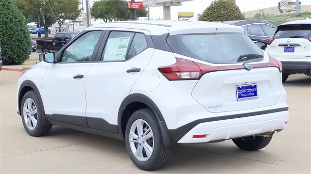 2024 Nissan Kicks