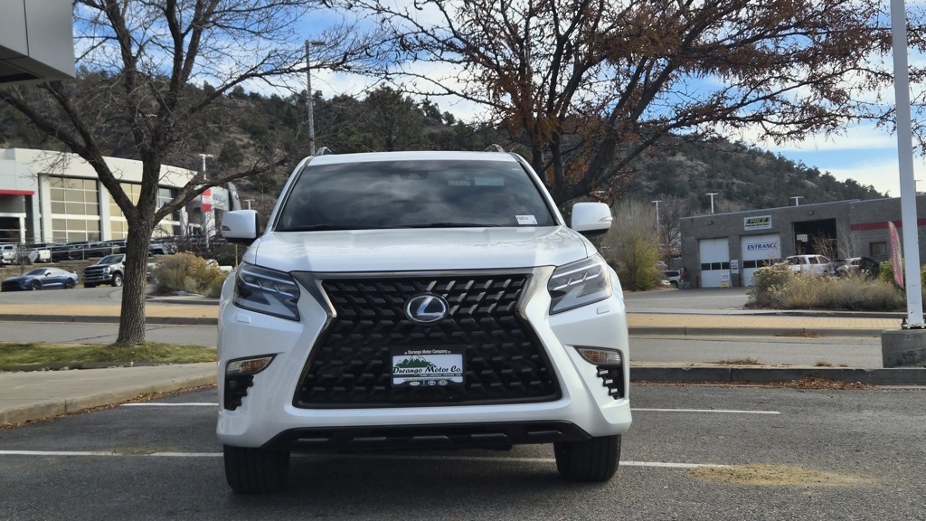 2023 Lexus GX 460 Black Line Special Edition photo 3