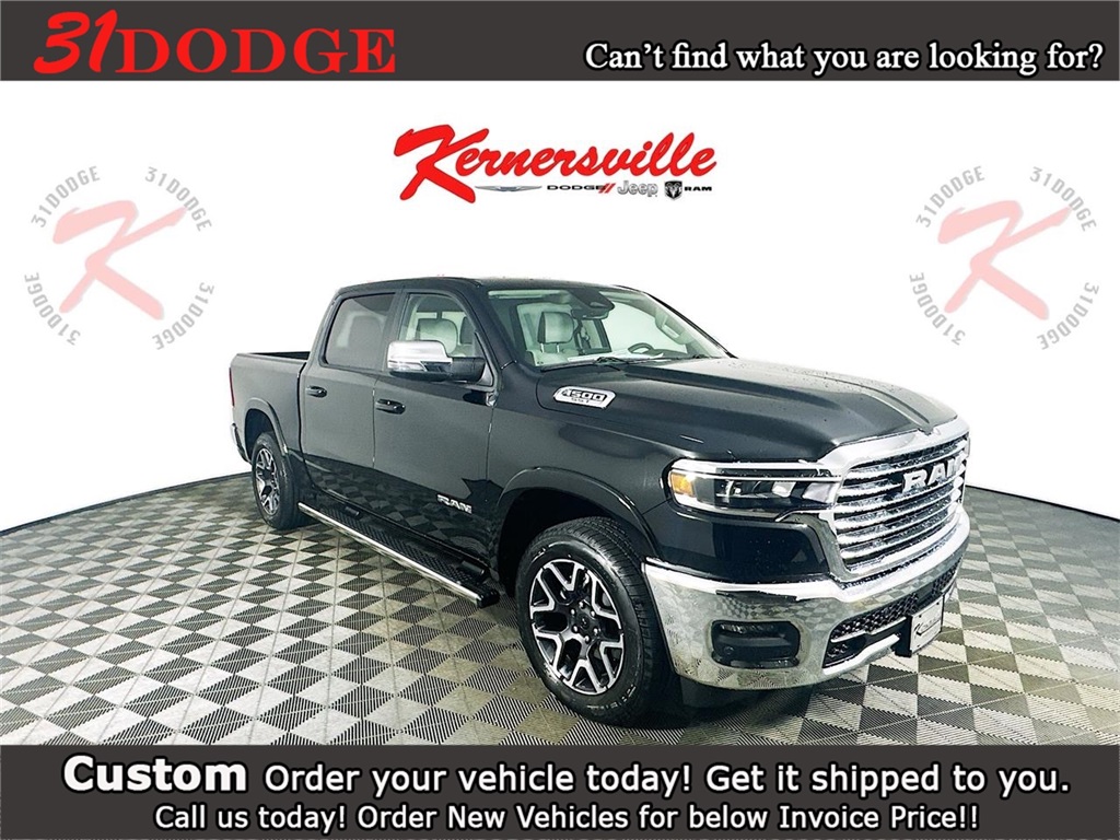 2025 RAM 1500 Laramie Crew Cab 4WD