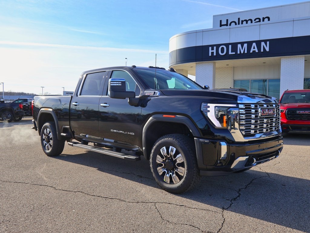 2026 GMC Sierra 2500HD Denali Crew Cab 4WD