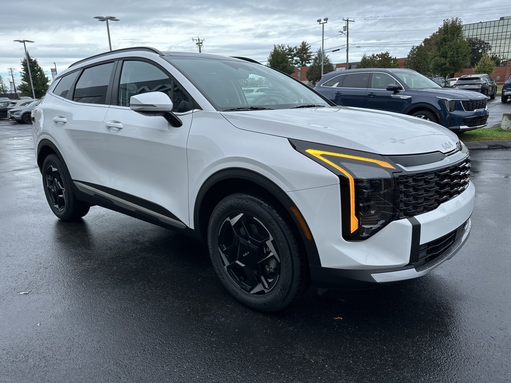 2026 Kia Sportage EX photo 4