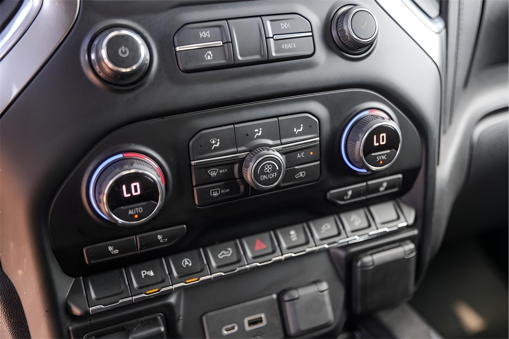 Used Car 2021 Chevrolet Silverado 1500  Lt Trail Boss For Sale Under $40,000 In Austin, Texas