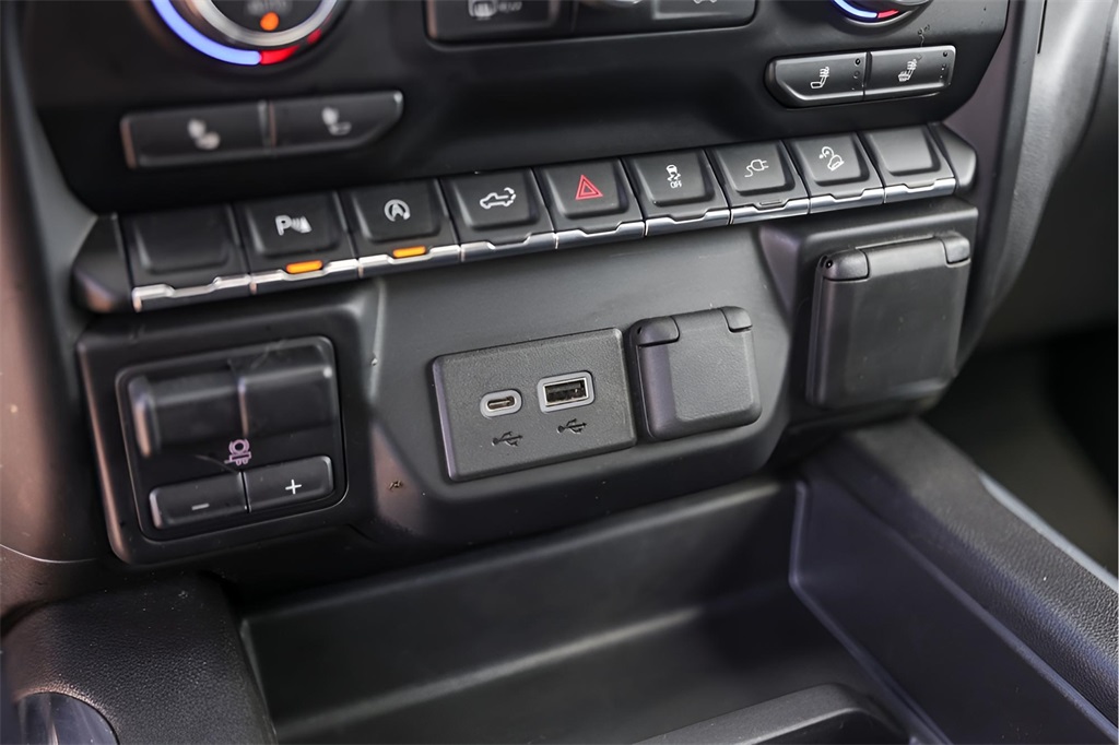 Used Car 2021 Chevrolet Silverado 1500  Lt Trail Boss For Sale Under $40,000 In Austin, Texas