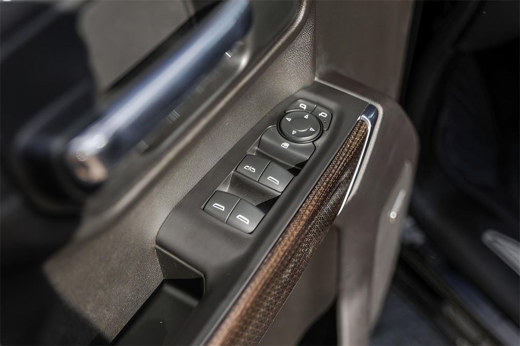 Used Car 2021 Chevrolet Silverado 1500  Lt Trail Boss For Sale Under $40,000 In Austin, Texas