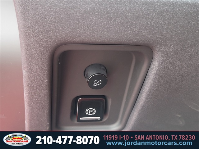 Used Car 2021 Chevrolet Corvette  Stingray For Sale Under $70,000 In San Antonio, Texas