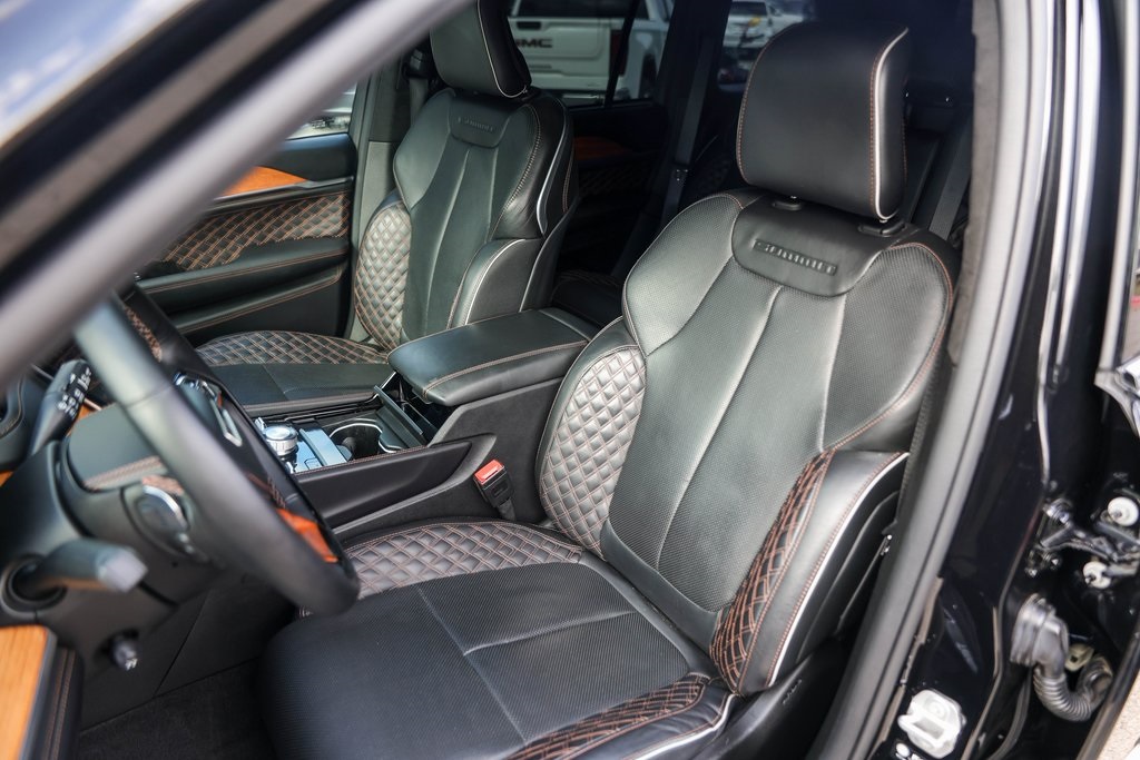 Used Car 2022 Jeep Grand Cherokee  Summit For Sale Under $50,000 In Austin, Texas