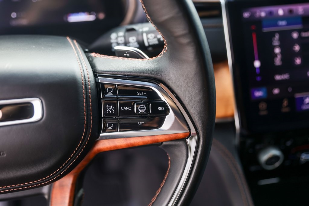 Used Car 2022 Jeep Grand Cherokee  Summit For Sale Under $50,000 In Austin, Texas