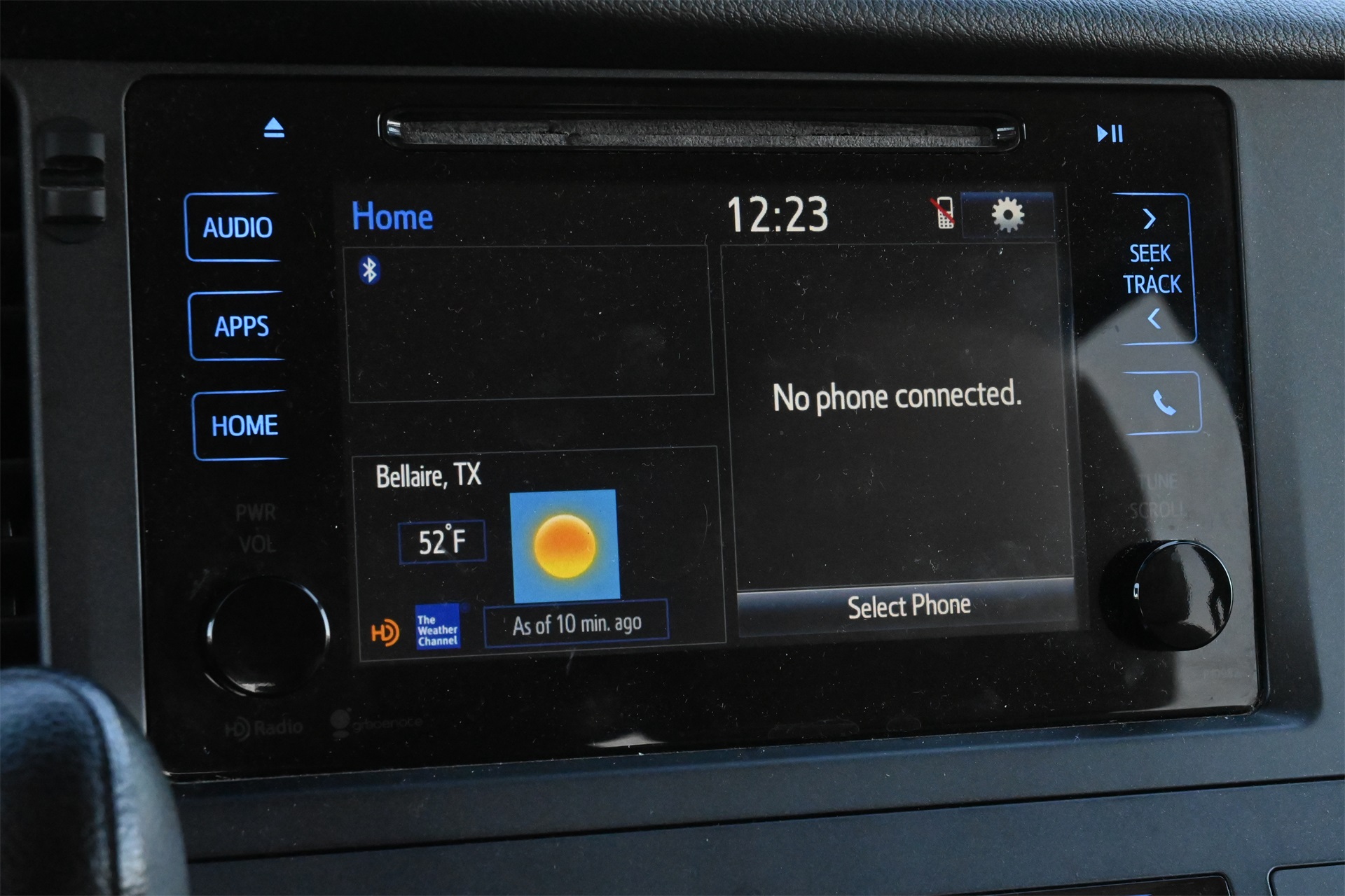 2015 Toyota Sienna LE  at Baytown Hyundai