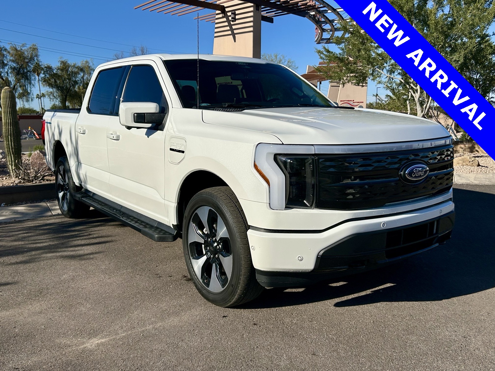 2022 Ford F-150 Lightning Platinum