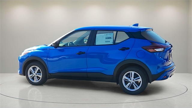 2025 Nissan Kicks Play