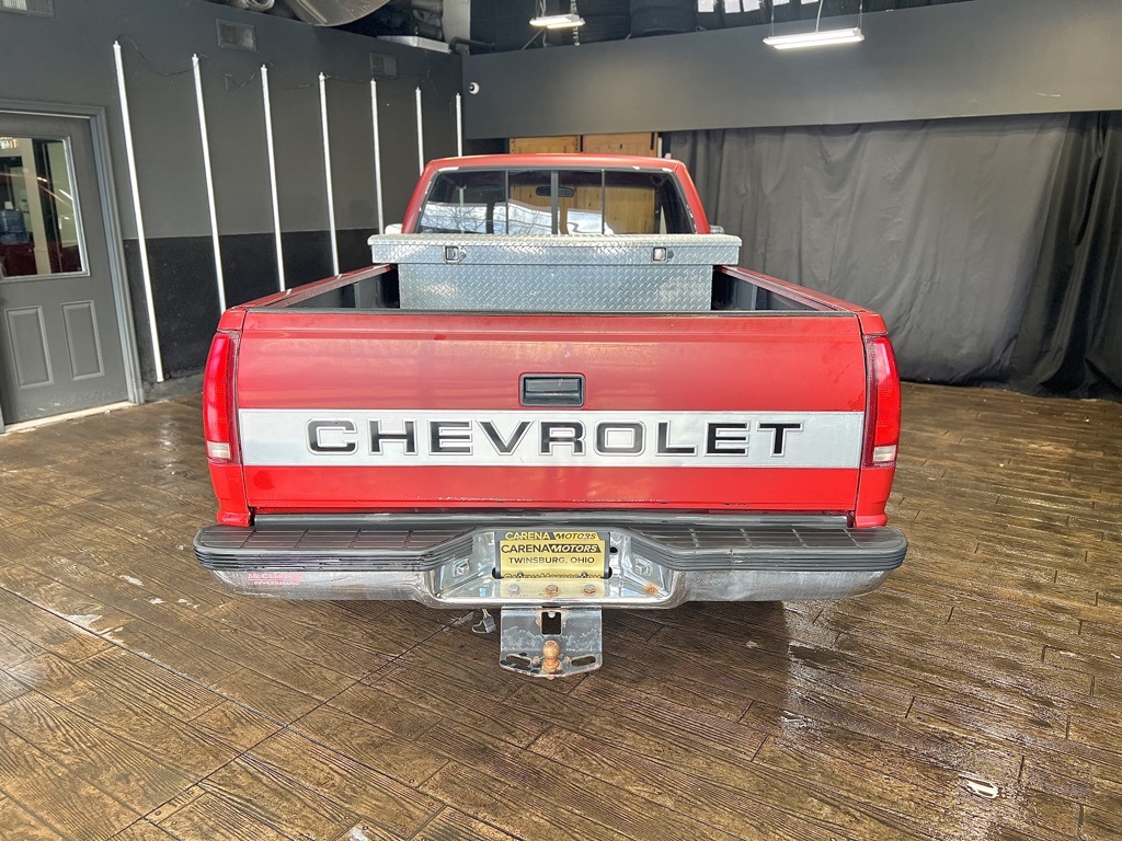 2023 Chevrolet Suburban LS photo 36