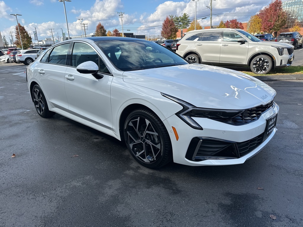 2025 Kia K5 EX photo 4