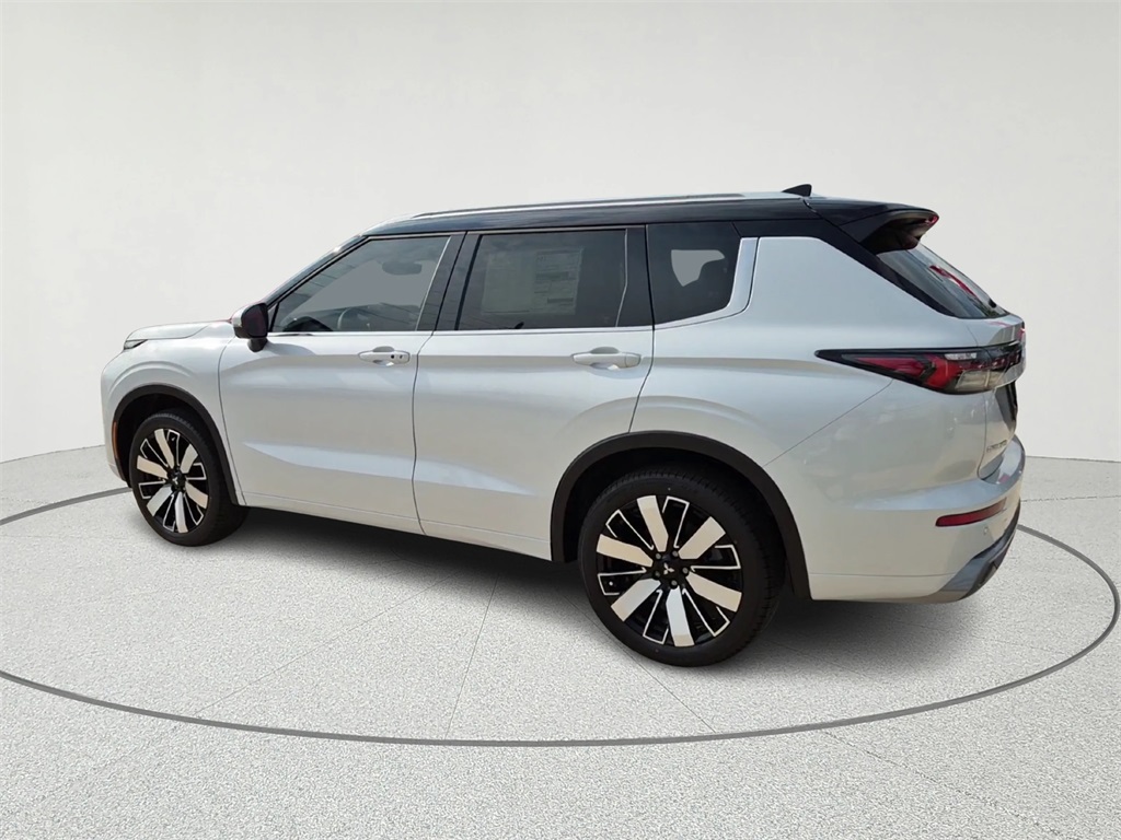 2025 Mitsubishi Outlander SEL - 7