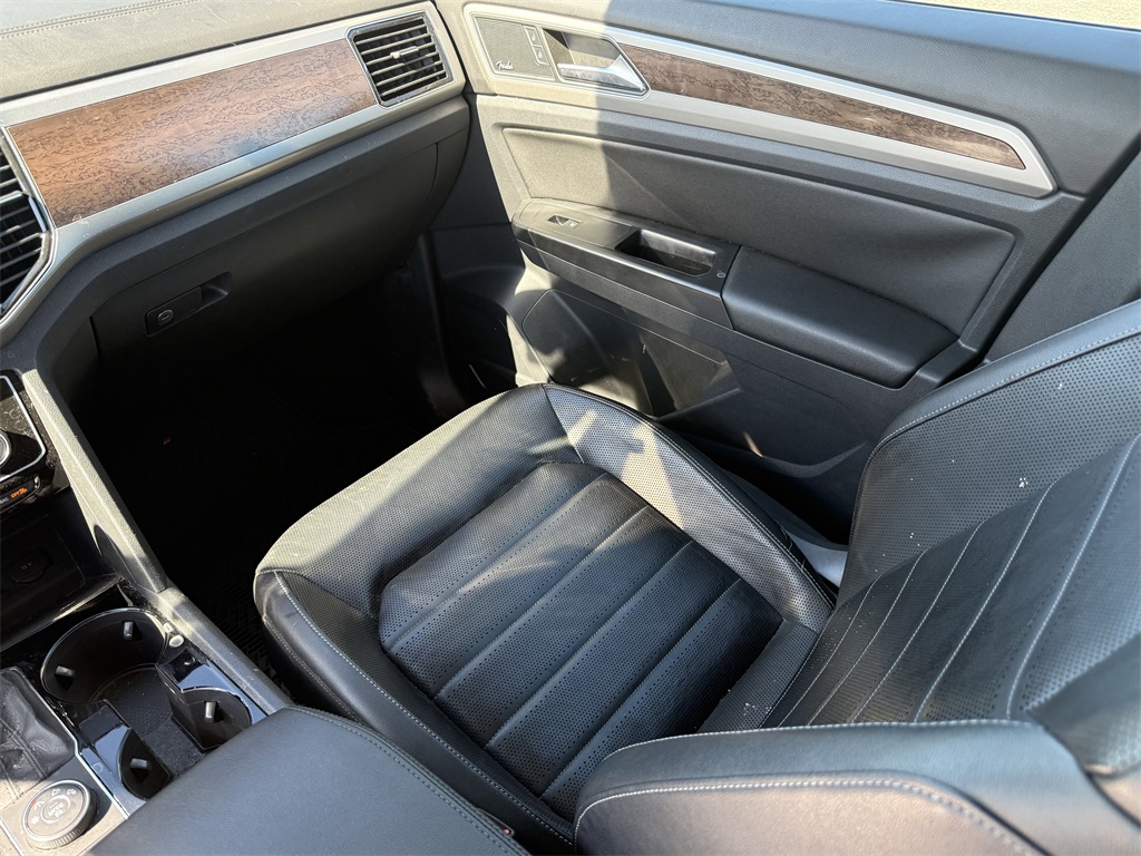 2019 Volkswagen Atlas SEL Premium  at DeMontrond Auto Country