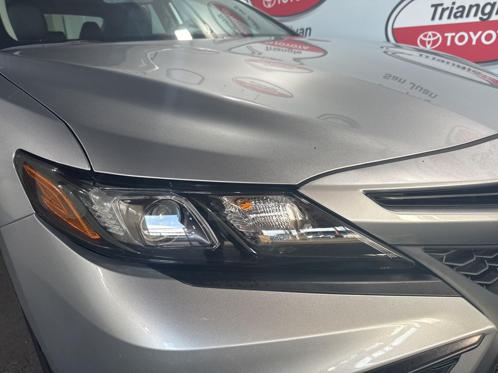Thumbnail: 2024 Toyota Camry - 11