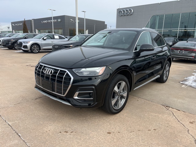 2023 Audi Q5 quattro Premium Plus 40 TFSI