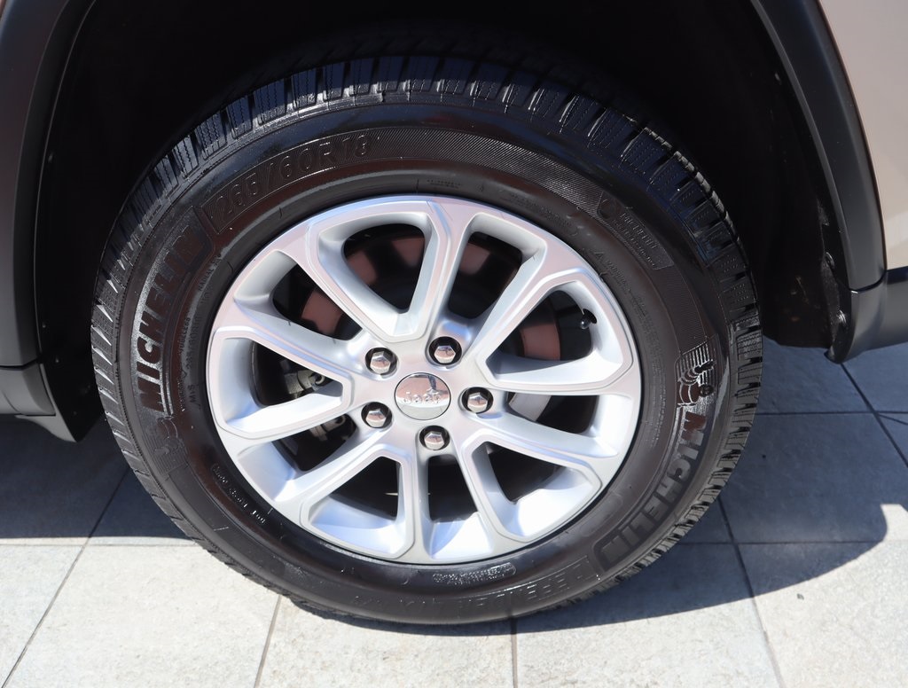 Thumbnail: 2014 Jeep Grand Cherokee - 10
