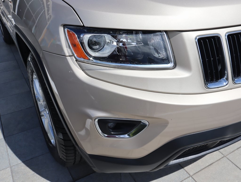 Thumbnail: 2014 Jeep Grand Cherokee - 16
