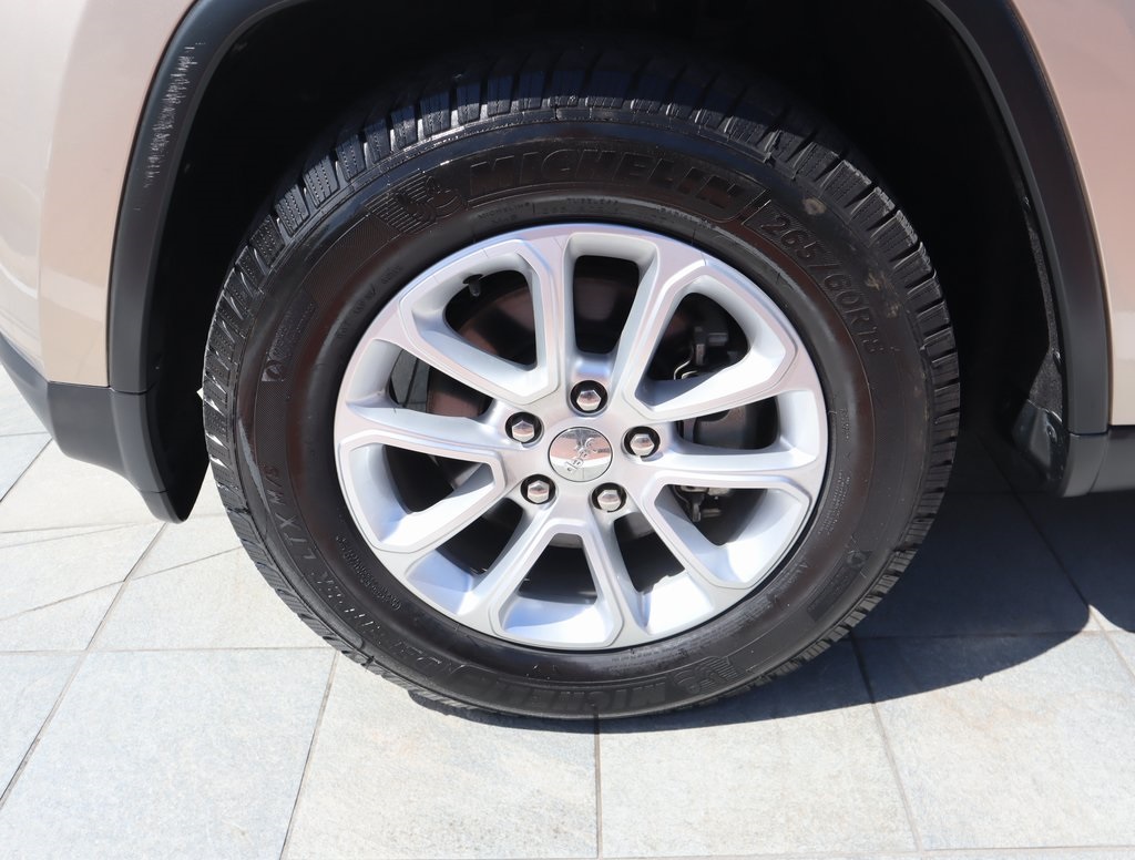 Thumbnail: 2014 Jeep Grand Cherokee - 9